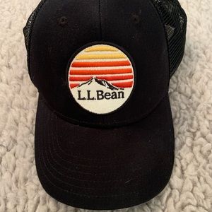 L.L. Bean Black Mountain Cotton Trucker Hat Snap BAck ap